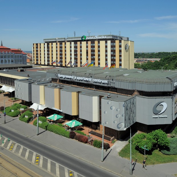 Hotel Olšanka - exteriér ve dne.jpg